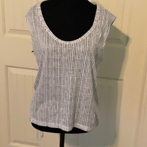 Athleta Tops - Athleta top